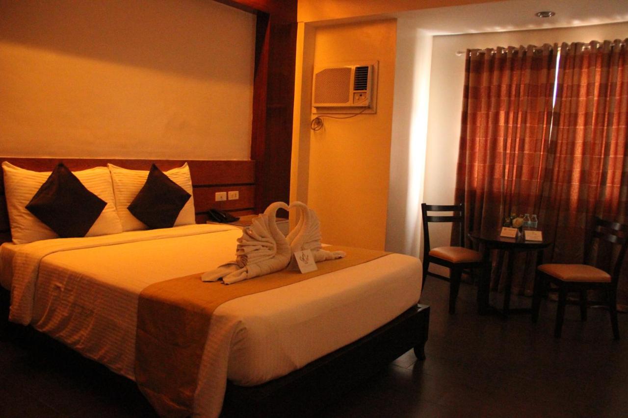 Grace Crown Hotel آنغلوس المظهر الخارجي الصورة