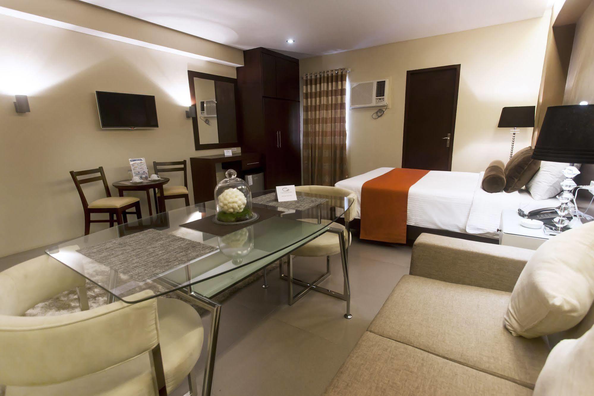 Grace Crown Hotel آنغلوس المظهر الخارجي الصورة